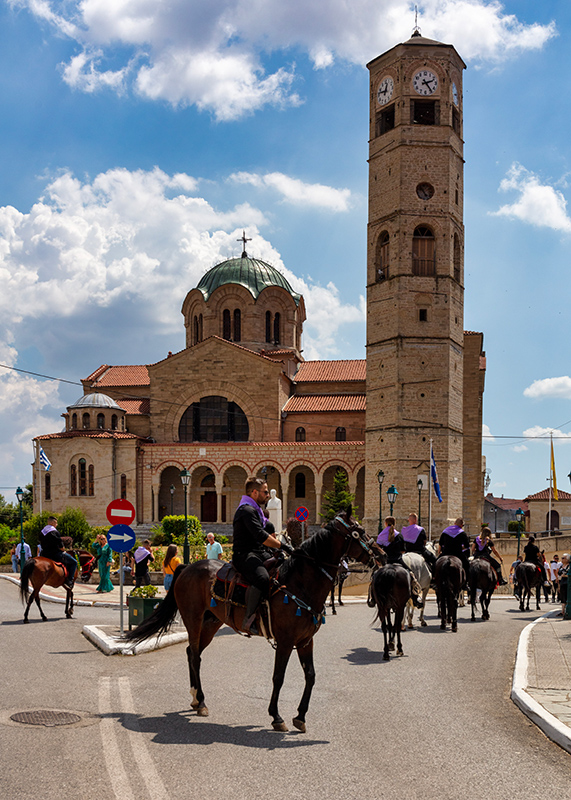 Έθιμο των Καβαλάρηδων (Δεκαπενταύγουστος)
