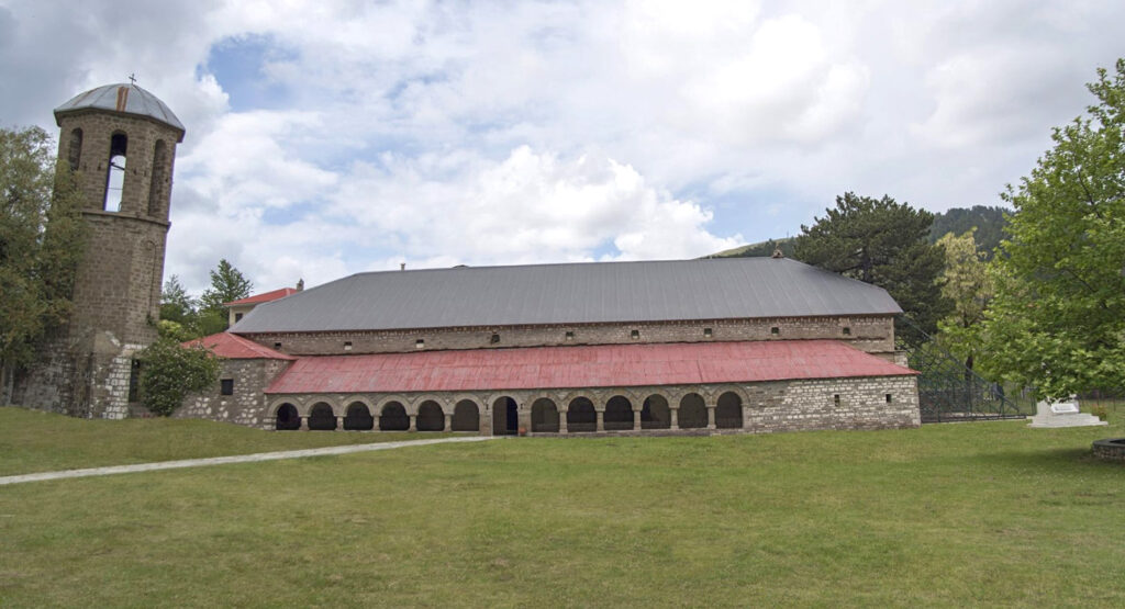 Ιερός Ναός Κοιμήσεως Θεοτόκου – Μεγάλη Παναγιά της Σαμαρίνας