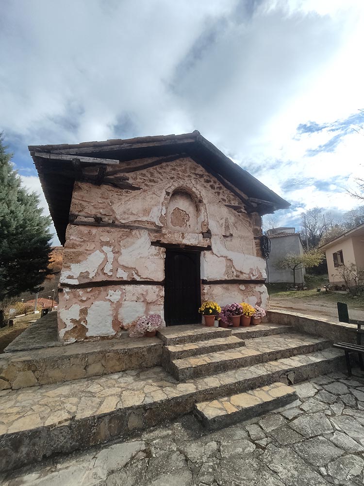 Ιερός Ναός Αγίου Δημητρίου στη Μεταμόρφωση