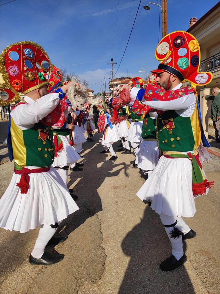 Μωμόγεροι 
