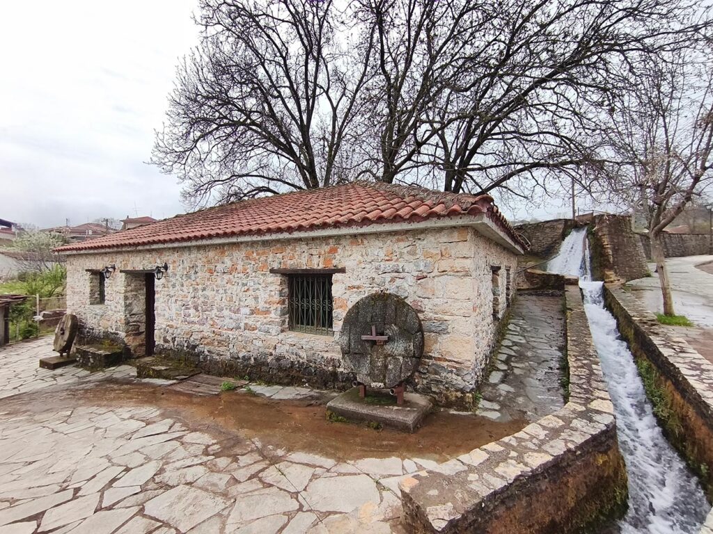 Παραδοσιακός Νερόμυλος στη Λευκοπηγή