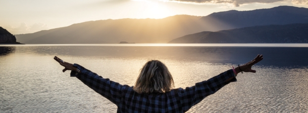 Πλωτή περιήγηση στα ασκηταριά